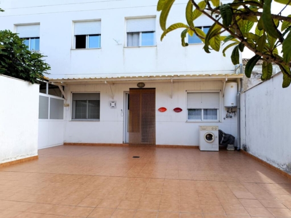 Imagen 1 de PISO CON PATIO EN VENTA EN MANCHA REAL.