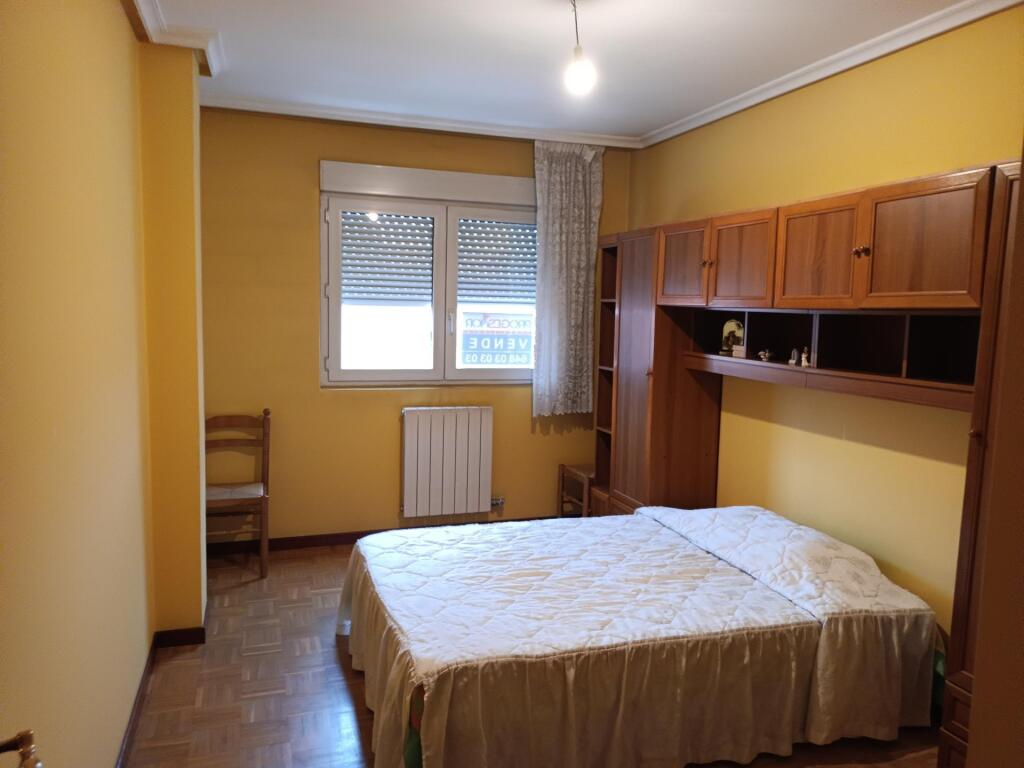 Imagen 2 de Práctico apartamento en Trobajo del Camino