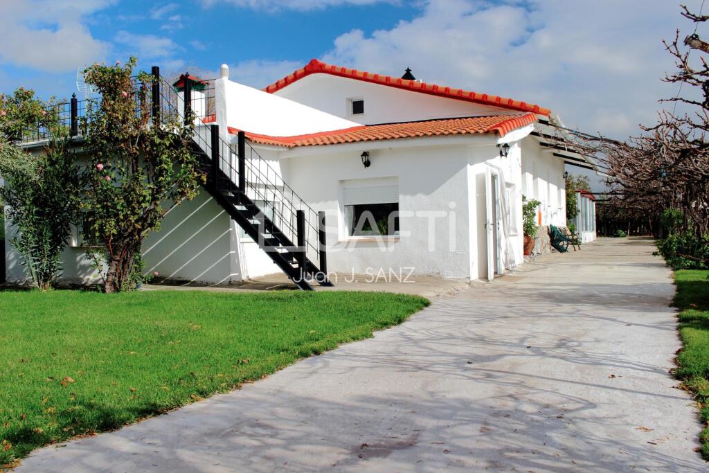 Imagen 1 de Finca con chalet independiente en venta en Fuente el Saz