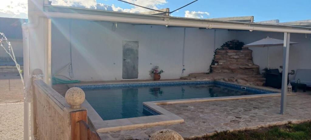 Imagen 3 de CHALET CON ENCANTO Y PISCINA CLIMATIZADA  EN YECLA