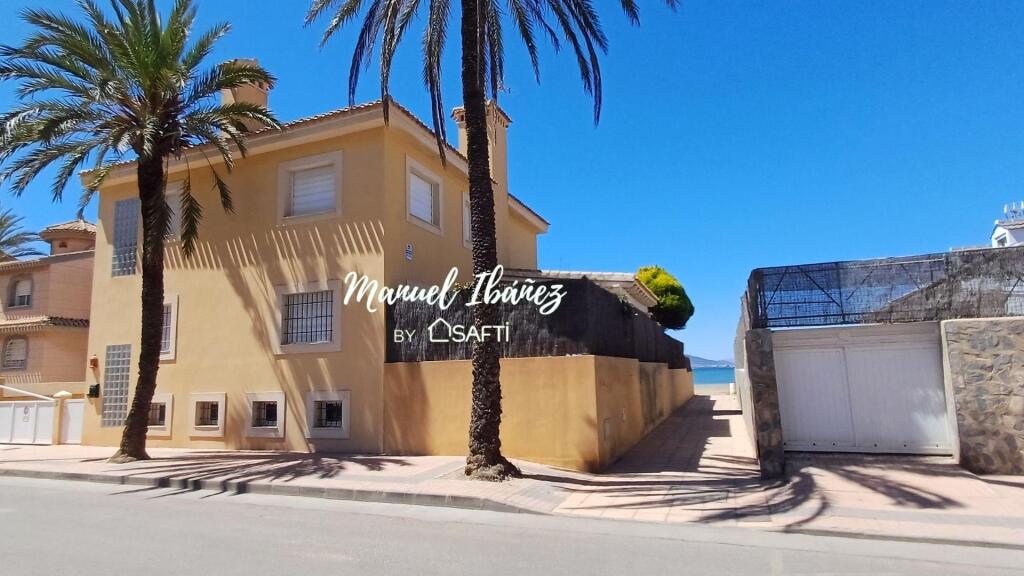 Imagen 1 de CHALET EN VENTA  EN PRIMERA LINEA DEL MAR MENOR EN EL KM 3 DE LA MANGA (MURCIA)