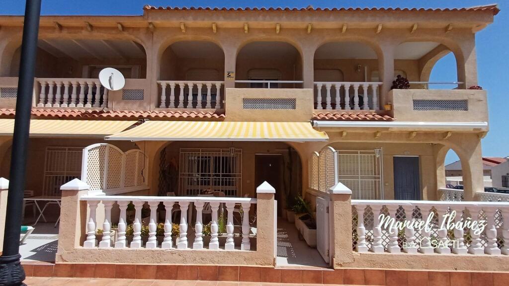 Imagen 2 de VENTA CHALET ADOSADO EN URBANIZACION VILLA GALAN MENOR EN EL KM 7 DE LA MANGA (MURCIA)