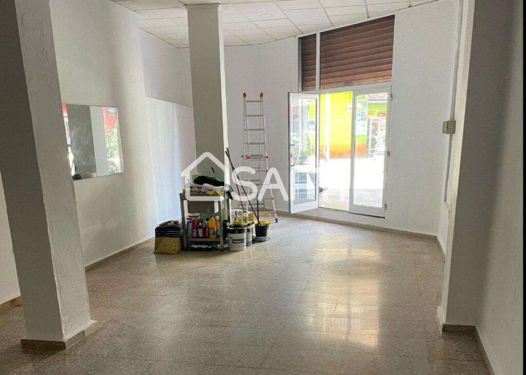 Imagen 2 de Venta local comercial en gandia a 54 000 euros