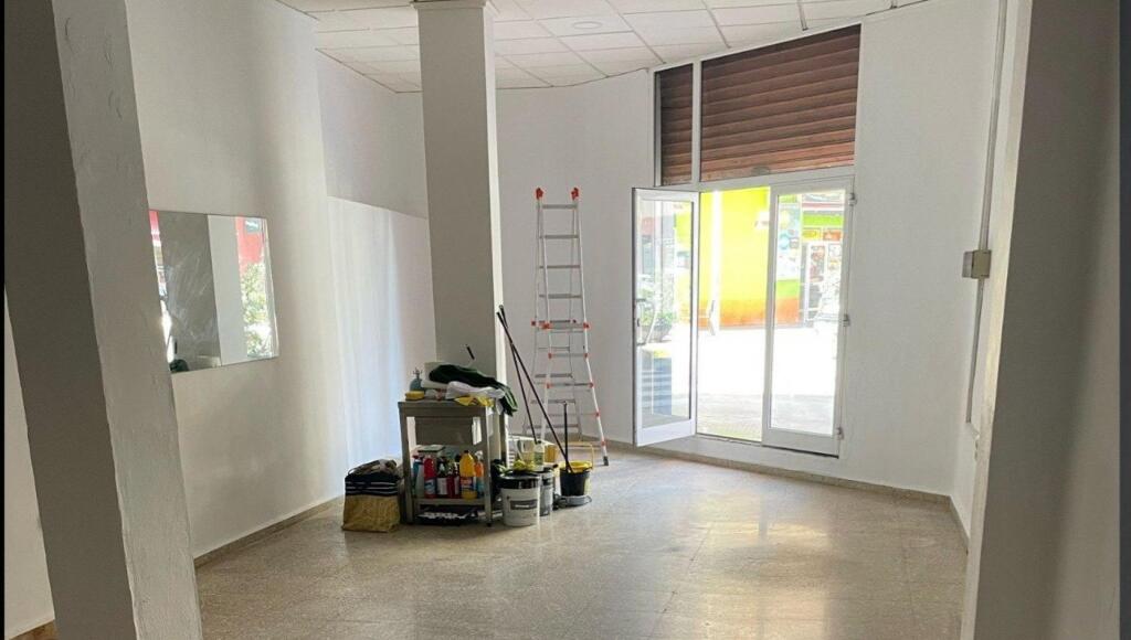 Imagen 4 de Venta local comercial en gandia a 54 000 euros