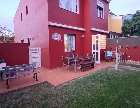 Imagen 1 de Adosada en Venta en Barrio Tagoro (Tacoronte) Santa Cruz de Tenerife