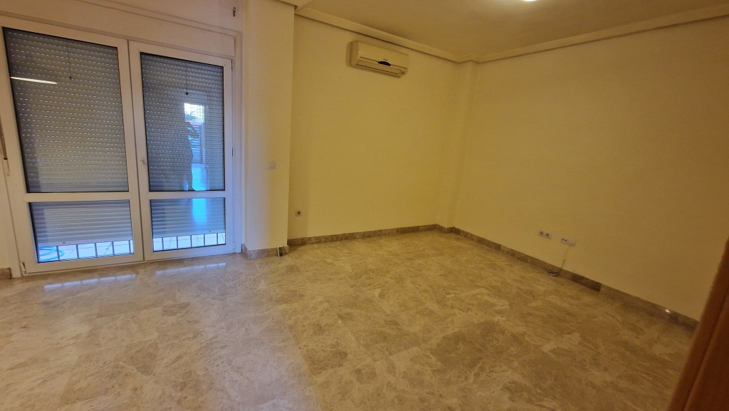 Imagen 3 de Adosada en Venta en Dos Hermanas Sevilla MONTEQUINTO