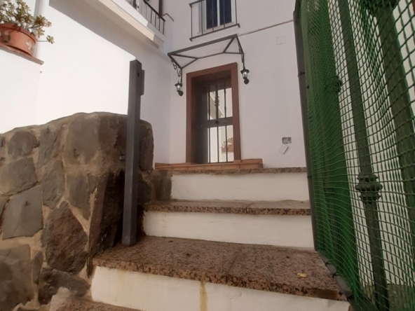 Imagen 1 de Casa de pueblo en Venta en Moclinejo Málaga