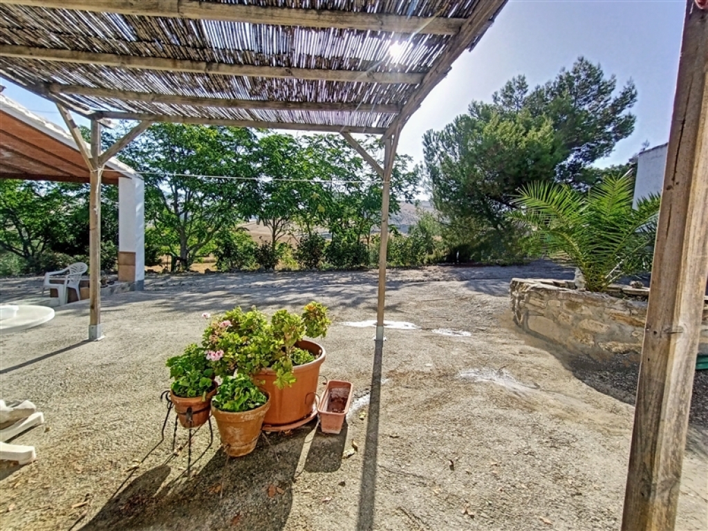 Imagen 2 de Casa de campo-Masía en Venta en Montecorto Málaga