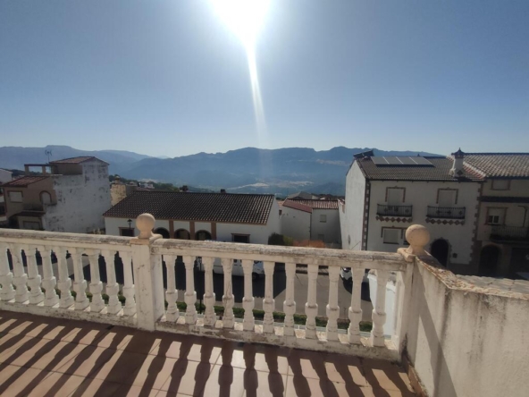 Imagen 1 de Casa-Chalet en Venta en Cortes De La Frontera Málaga