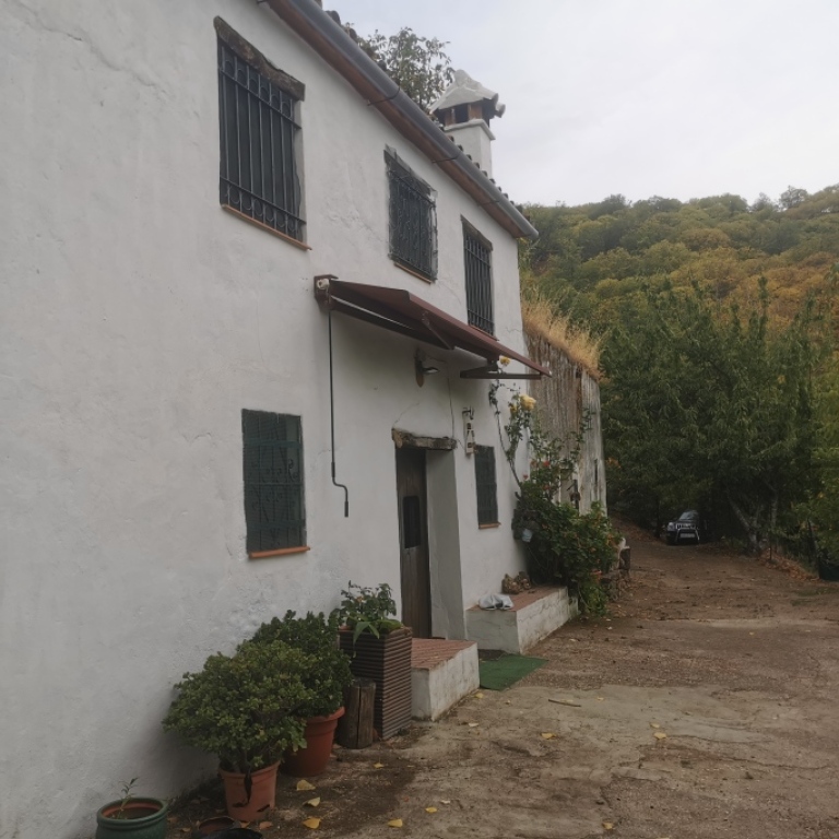 Imagen 1 de Casa de campo-Masía en Venta en Jubrique Málaga