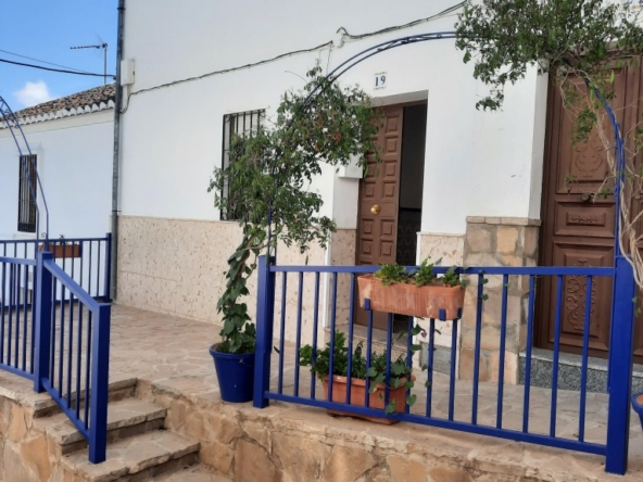 Imagen 1 de Casa de pueblo en Venta en Ardales Málaga