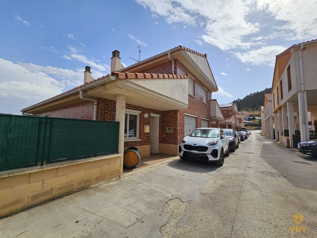 Imagen 2 de Casa-Chalet en Venta en Añorbe Navarra