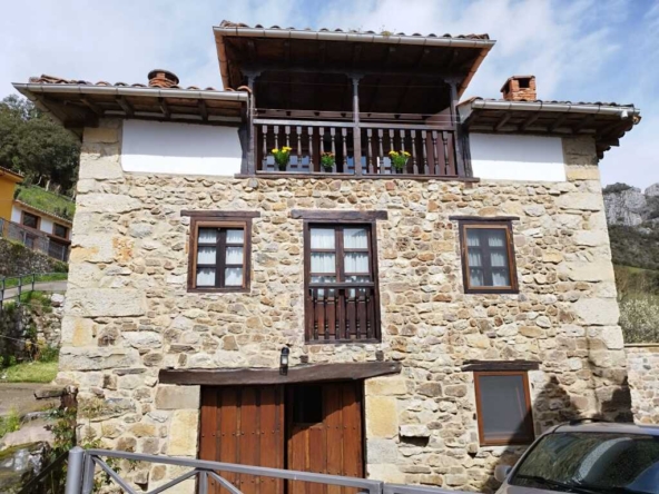 Imagen 1 de Casa de pueblo en Venta en Cillorigo De Liebana Cantabria