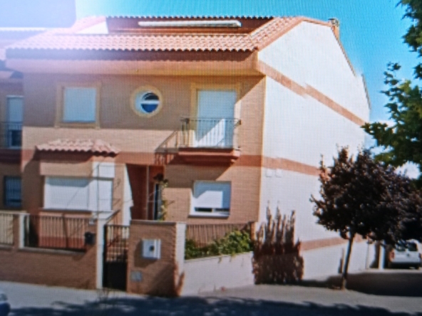 Imagen 1 de Adosada en Venta en Merida Badajoz