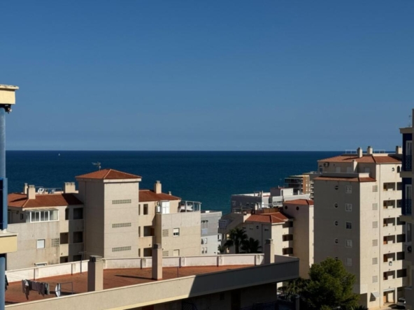 Imagen 1 de ¡Oportunidad única! Piso en venta con vistas al mar