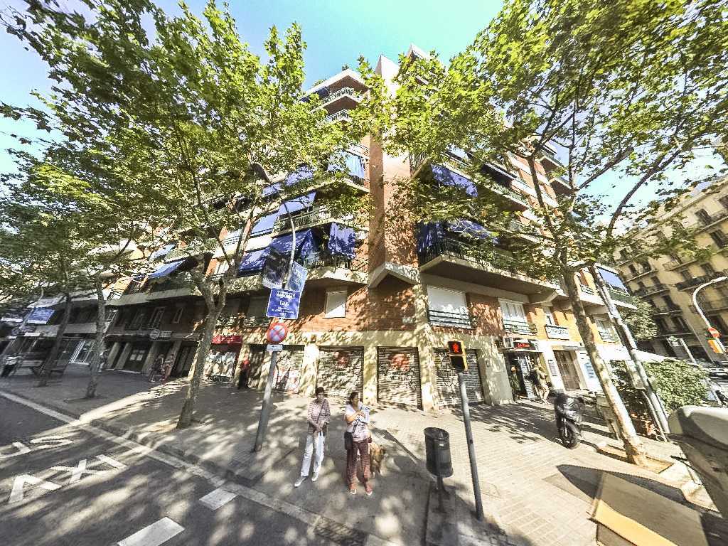 Imagen 1 de Local comercial en Alquiler en Barcelona Barcelona EIXAMPLE ESQUERRA