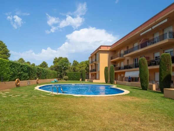 Imagen 1 de Piso moderno entre la Playa de Riells y Cala Montgó