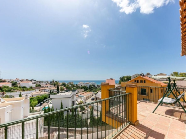 Imagen 1 de Hermoso Adosado con vistas al mar en Torreblanca del Sol