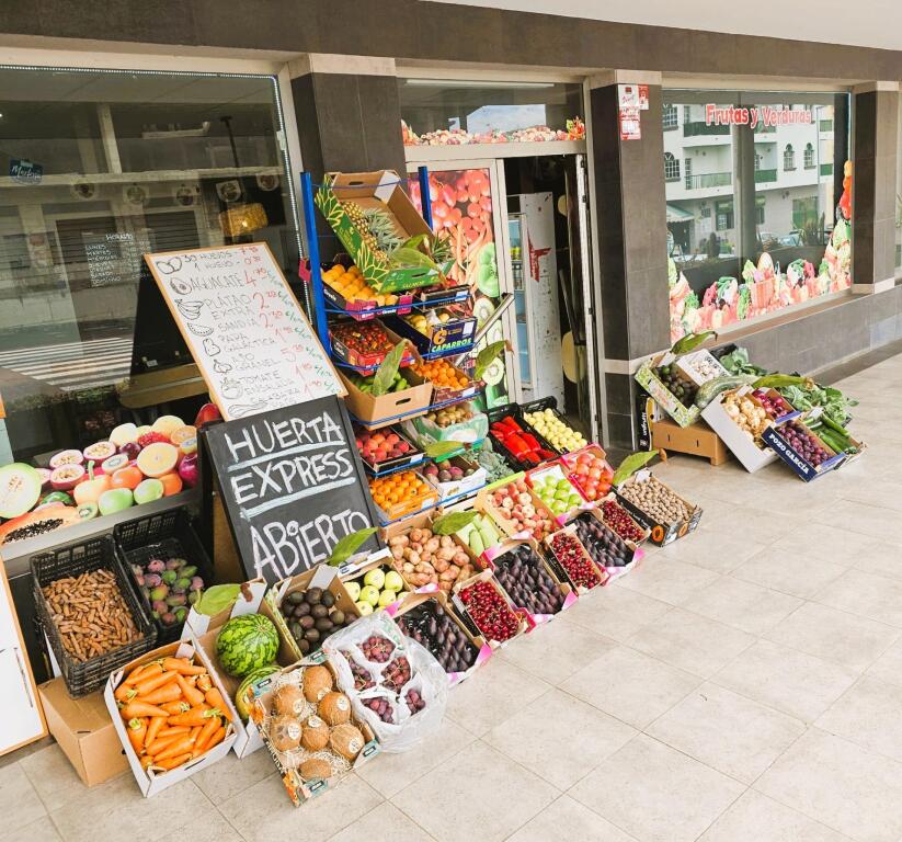 Imagen 2 de Oportunidad única de traspaso frutería en San Isidro