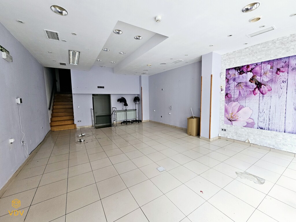 Imagen 2 de Local comercial en Venta en Pamplona Navarra MILAGROSA