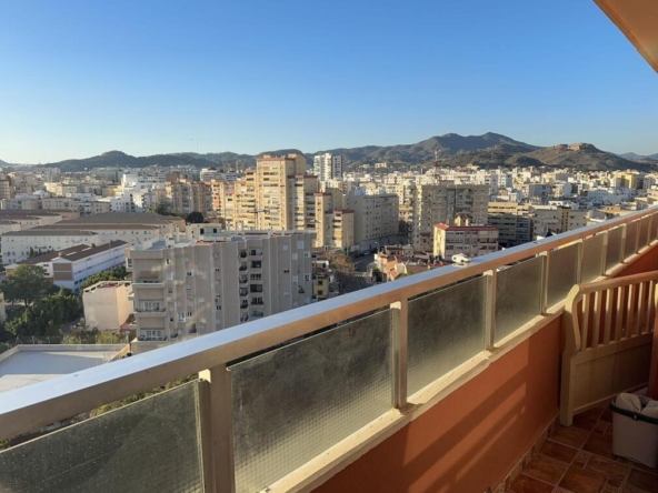 Imagen 1 de Piso en Venta en Málaga Málaga EL CORTE INGLES