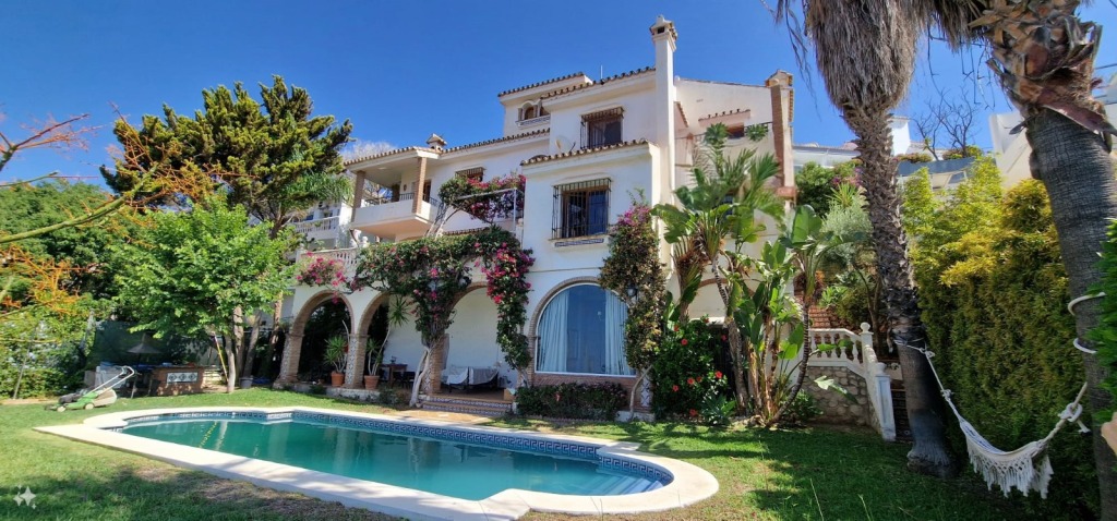 Imagen 1 de Casa-Chalet en Venta en Málaga Málaga CERRADO DE CALDERON