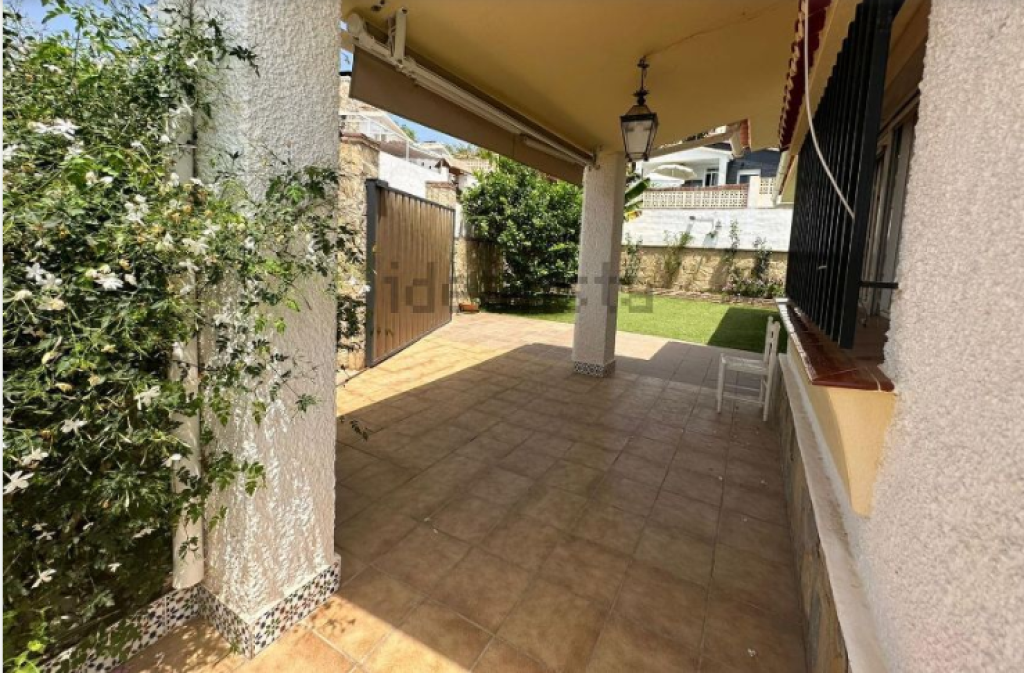 Imagen 3 de Casa-Chalet en Venta en Rincon De La Victoria Málaga