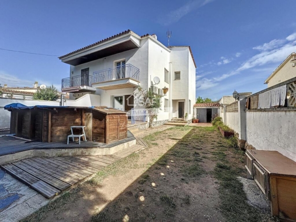 Imagen 1 de Vivienda de 4 habitaciones con garaje situada en el Montseny