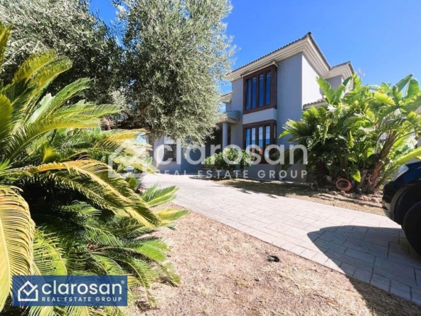 Imagen 1 de Casa-Chalet en Venta en Alhaurin De La Torre Málaga