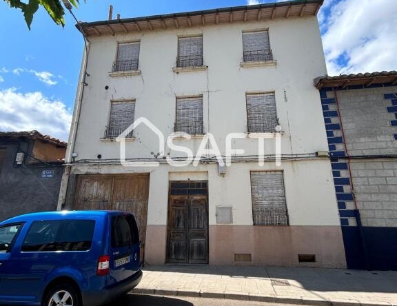 Imagen 1 de EDIFICIO COMPUESTO POR 3 VIVIENDAS EN PLENA PLAZA DE SANTA MARINA