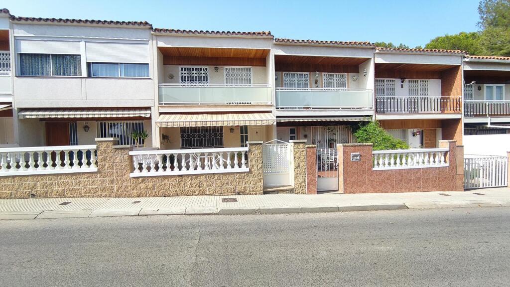 Imagen 1 de Adosada en Venta en Sant Salvador Tarragona