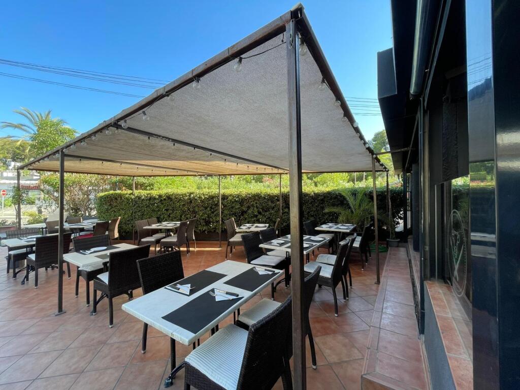 Imagen 2 de Traspaso Restaurante en Costa de la Calma - Terraza privada - Fabuloso potencial