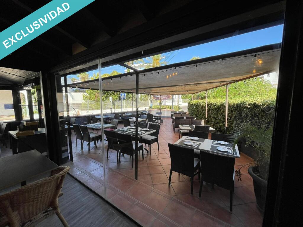 Imagen 2 de Venta Restaurante en Costa de la Calma - Terraza privada - C/ Santa Ponsa