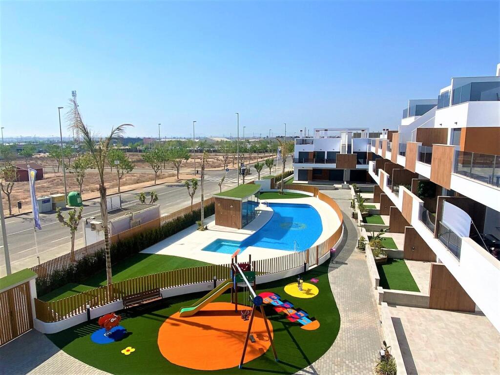 Imagen 1 de Casa-Chalet en Venta en Pilar De La Horadada Alicante