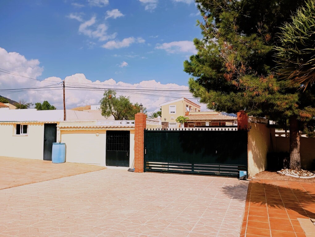 Imagen 3 de Casa-Chalet en Venta en Almaina-Park Alicante