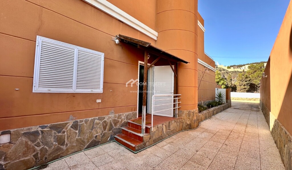 Imagen 3 de Casa-Chalet en Venta en Santiago Del Teide Santa Cruz de Tenerife