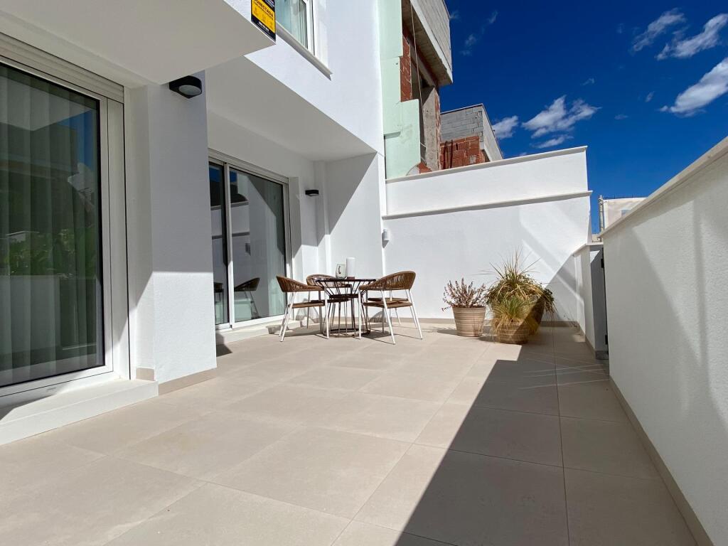 Imagen 3 de Casa-Chalet en Venta en Pilar De La Horadada Alicante