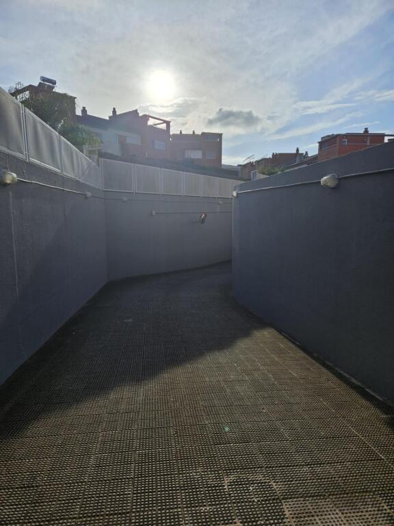 Imagen 4 de PLAZA DE GARAJE EN VENTA EN SAN JUAN DE AZNALFARACHE