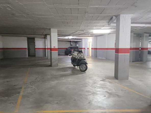 Imagen 1 de ?️ ¡Se vende plaza de parking en Cappont!