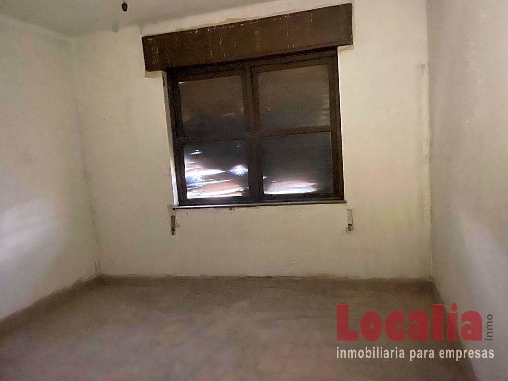 Imagen 1 de Piso a reformar de 165 m². Torrelavega . Cantabria