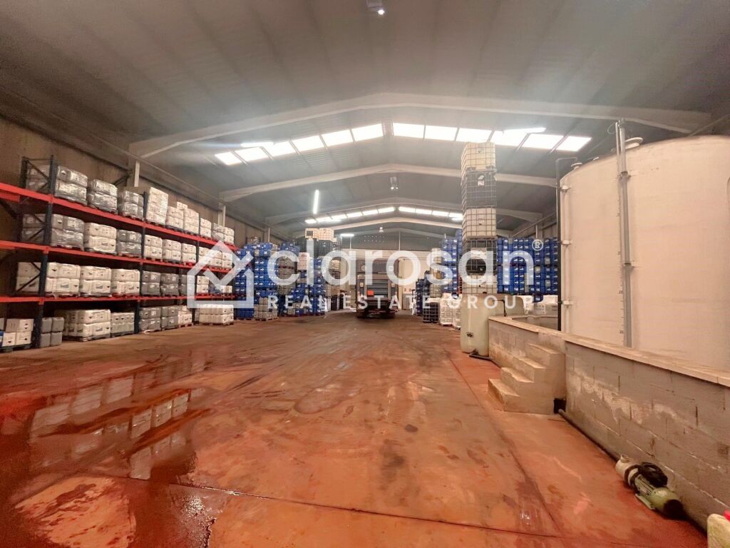 Imagen 4 de Nave industrial en Venta en Málaga Málaga