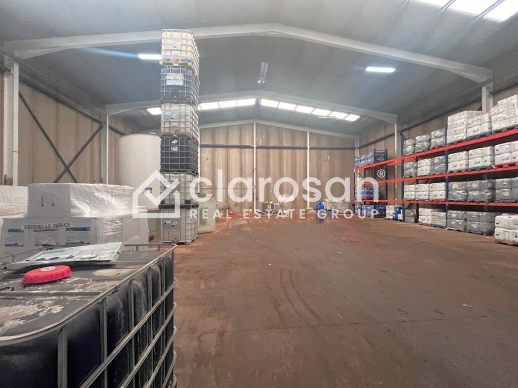 Imagen 1 de Nave industrial en Venta en Málaga Málaga