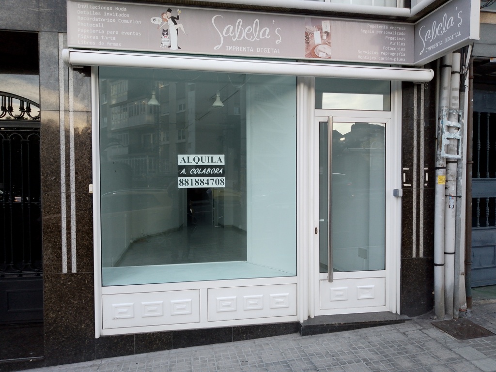 Imagen 1 de Local comercial en Alquiler en A Coruña La Coruña MONELOS