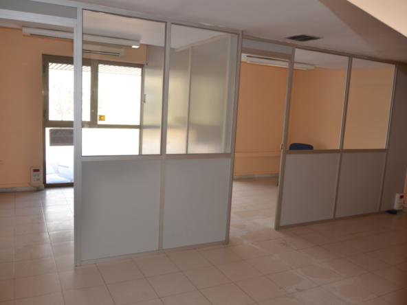 Imagen 1 de Local comercial en Venta en Cornellá De Llobregat Barcelona ALMEDA