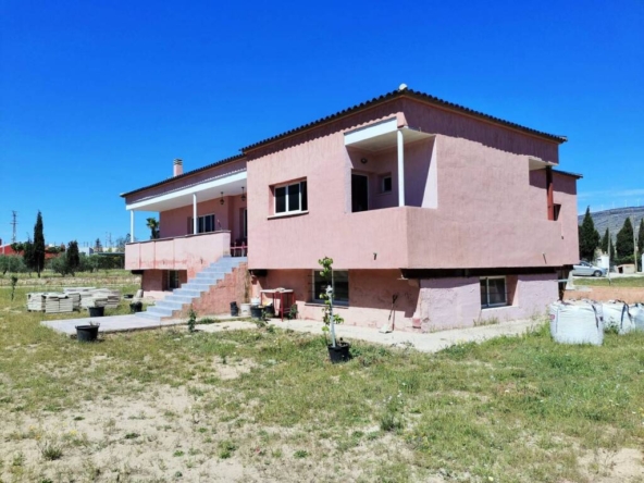 Imagen 1 de Casa-Chalet en Venta en Caudete Albacete