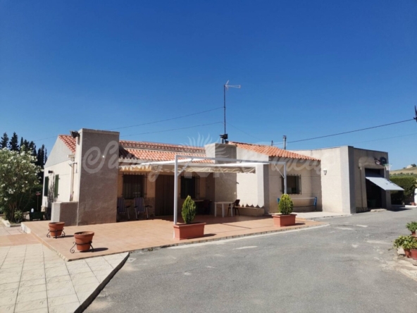 Imagen 1 de Casa-Chalet en Venta en Yecla Murcia