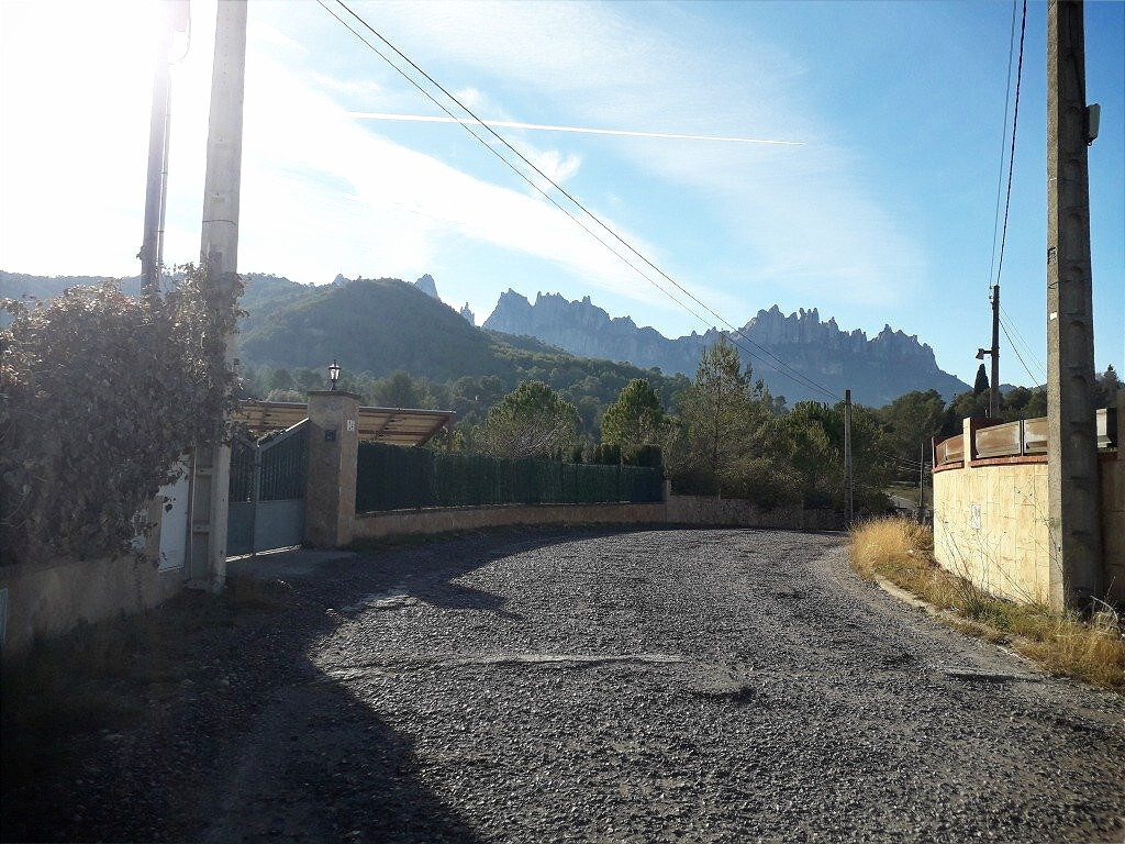 Imagen 1 de TERRENO URBANO CON PRECIOSAS VISTAS A MONTSERRAT EN VENTA EN CASTELLBELL I EL VILAR.