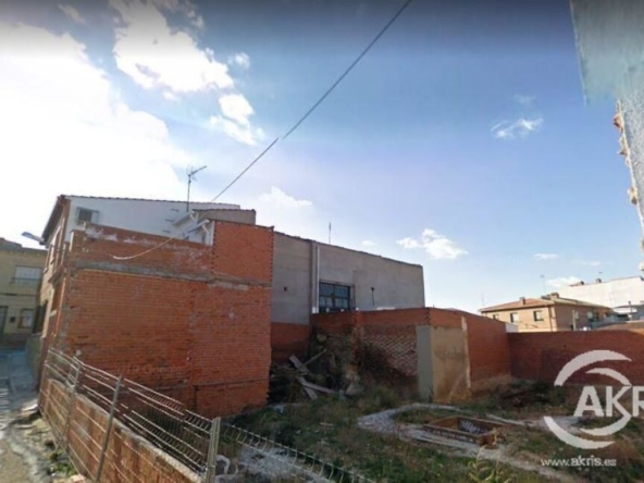 Imagen 1 de TERRENO URBANO CONSOLIDADO DE 291 M2 EN VILLASEQUILLA