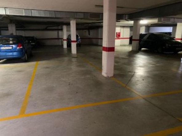 Imagen 3 de Parking coche en Venta en Vitoria ZABALGANA Álava