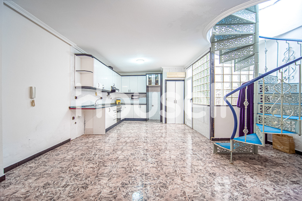 Imagen 1 de Casa en venta de 190 m² Calle San Isidoro